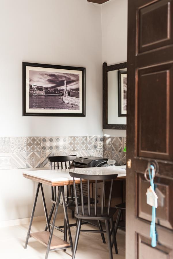 Harismari Cozy Hotel Chania  Bagian luar foto