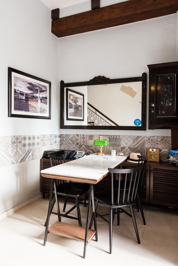 Harismari Cozy Hotel Chania  Bagian luar foto